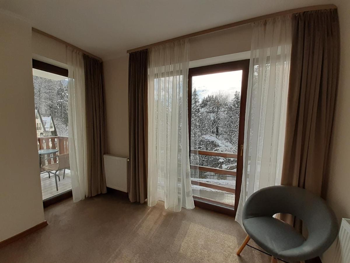 Lanobila Hotel Sinaia Buitenkant foto