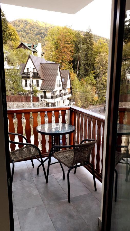 Lanobila Hotel Sinaia Buitenkant foto